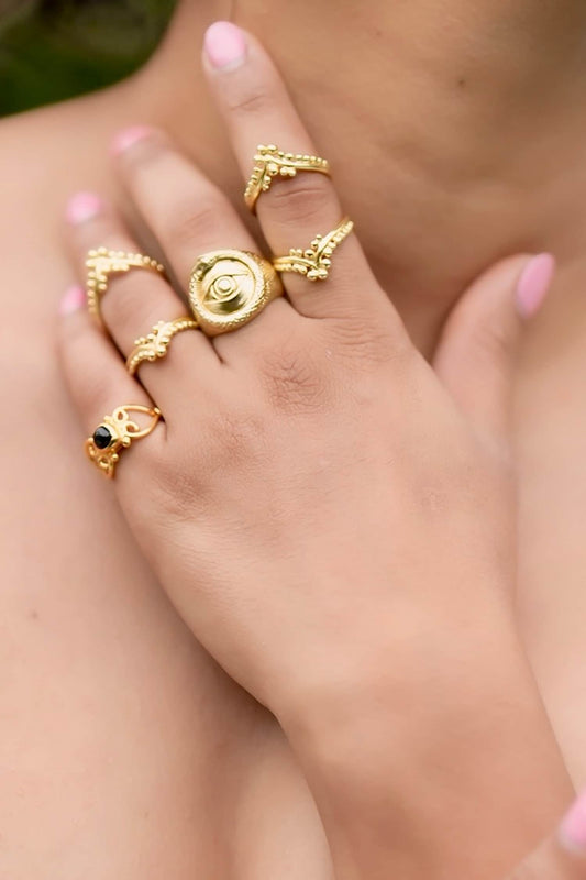 Mila Carved Splint Ring 