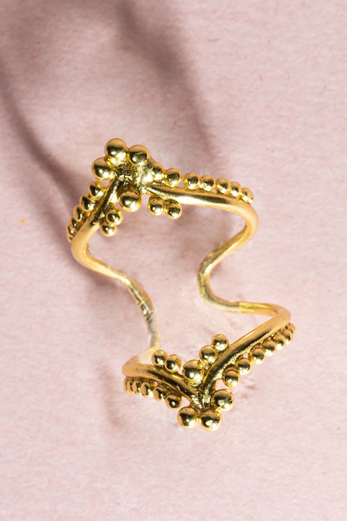Mila Carved Splint Ring 