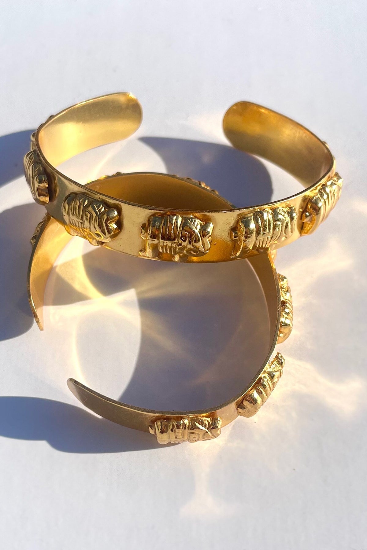 Elephant Carved Bracelet- Single Pc 