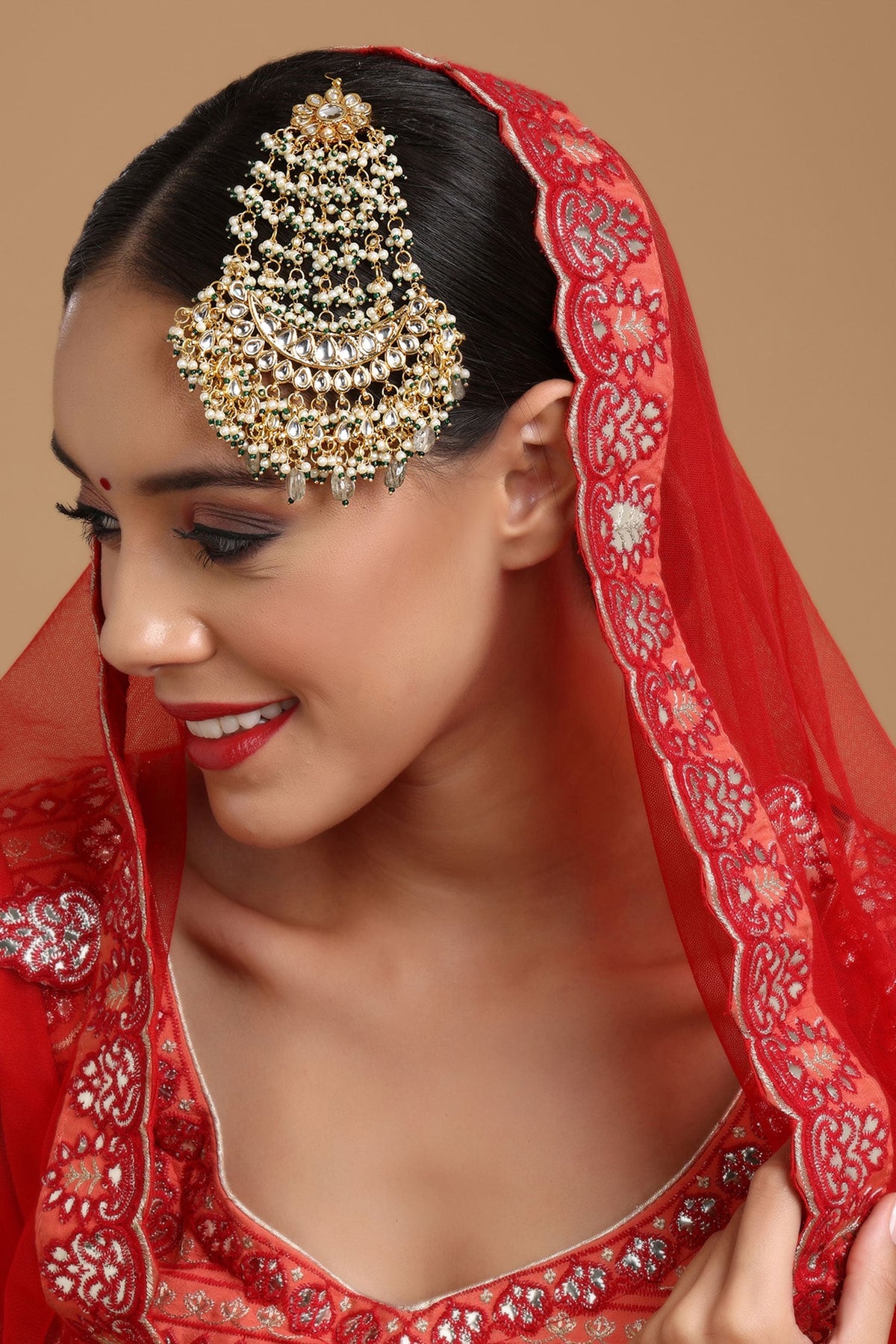 Half Crescent Shaped Passa 