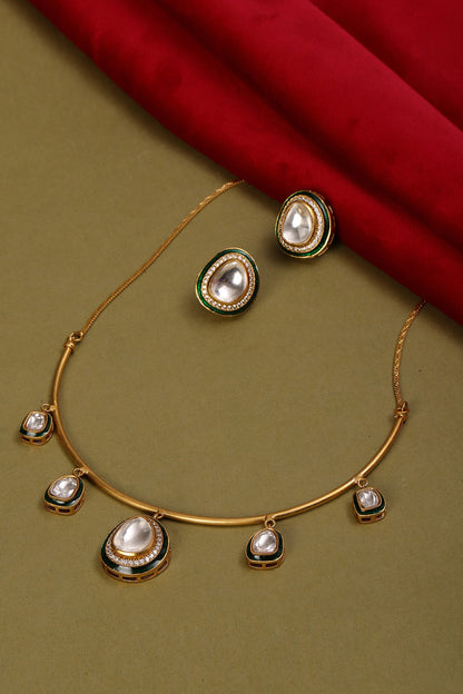 Kundan Stone Embellished Hasli Necklace Set 