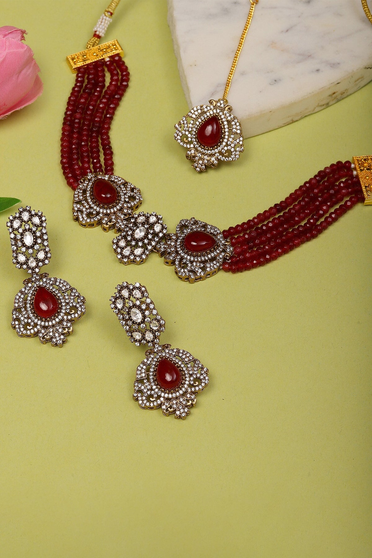 Polki Embellished Onyx Choker Set 