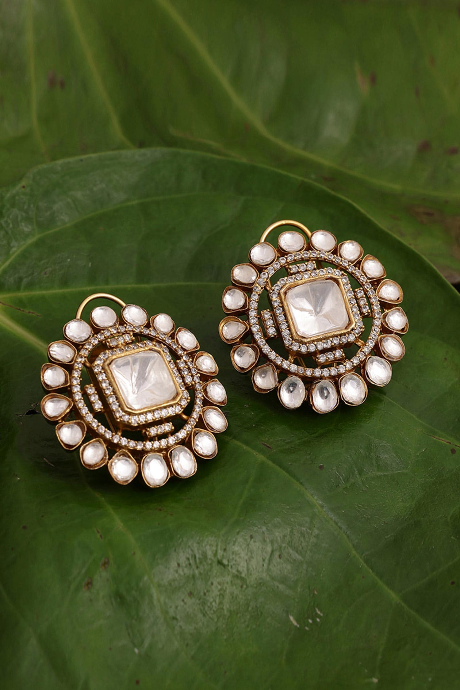 Phool Kundan Embellished Studs 