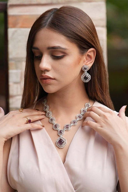 Zircon Stone Embellished Necklace Set 