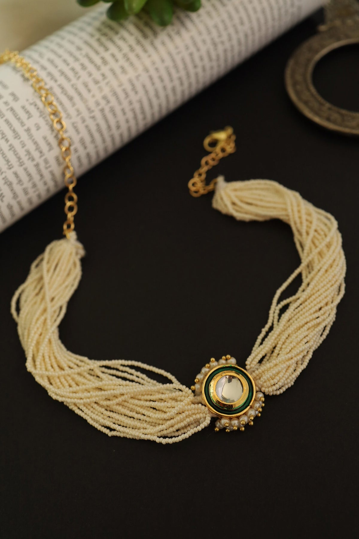 Kundan Pearl Multi Choker 