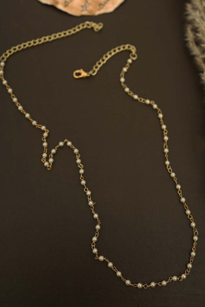 Pearl Embellished Chain 