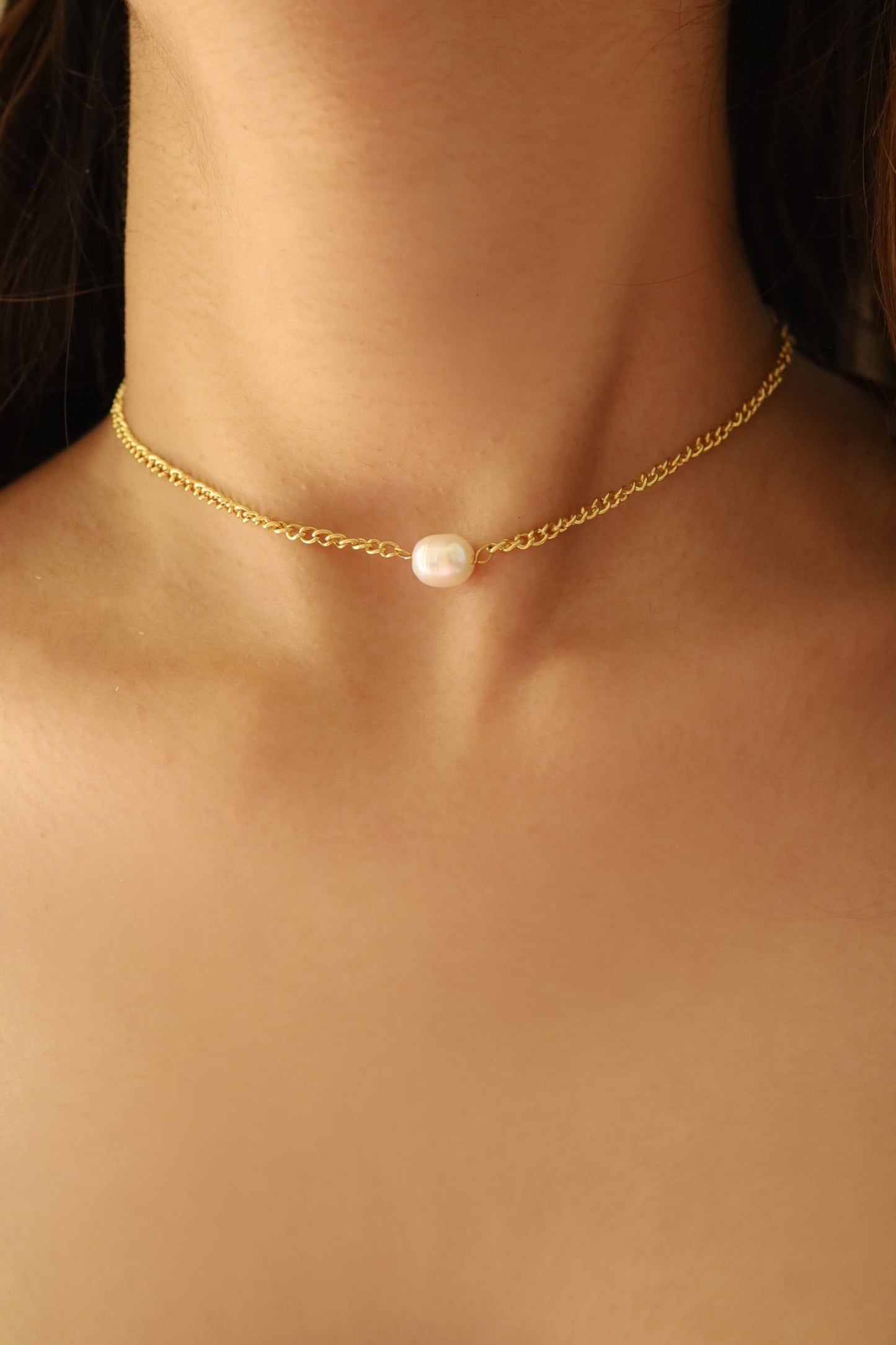 Pearl Stone Embellished Chain 
