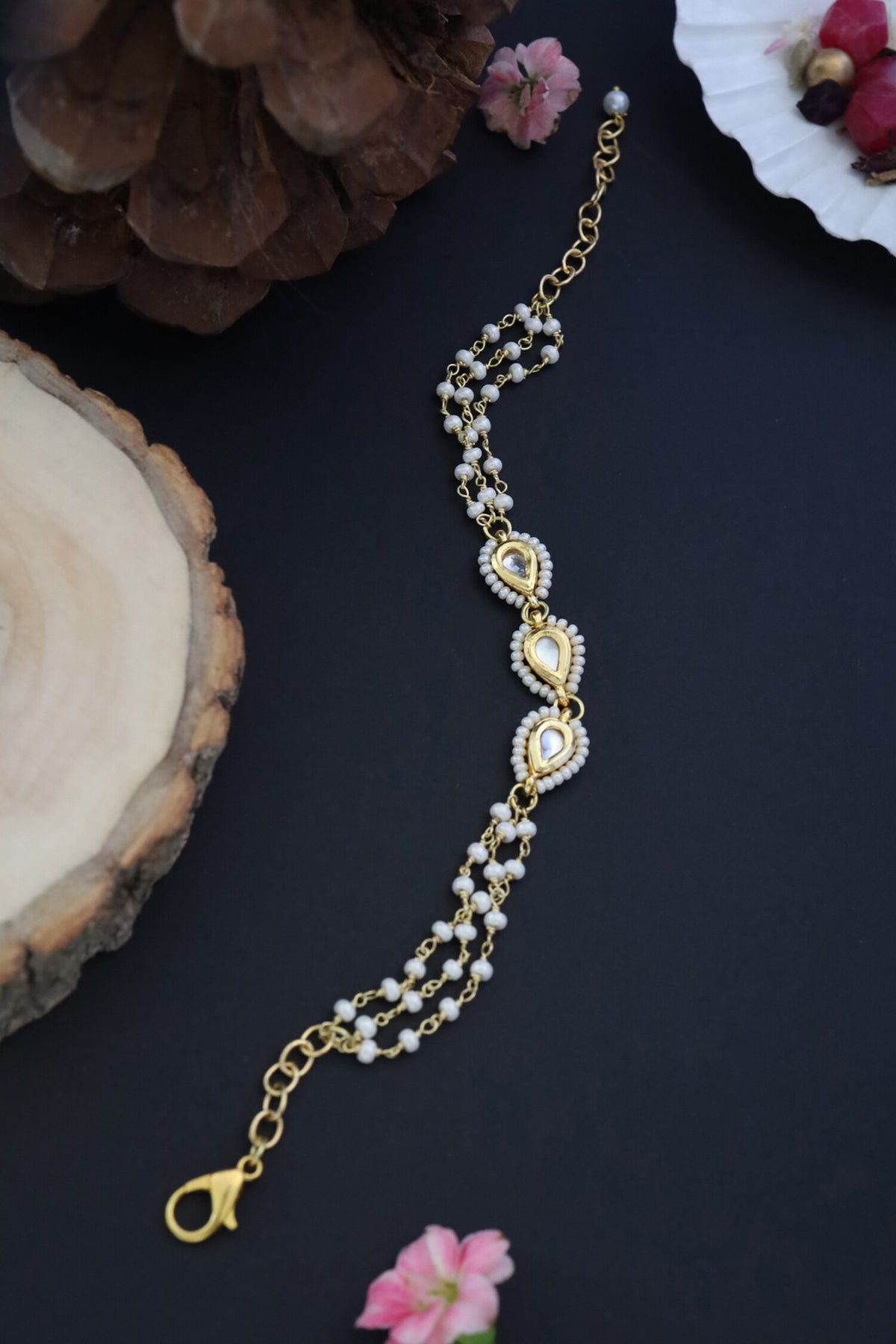 Pearl & Kundan Embellished Bracelet 