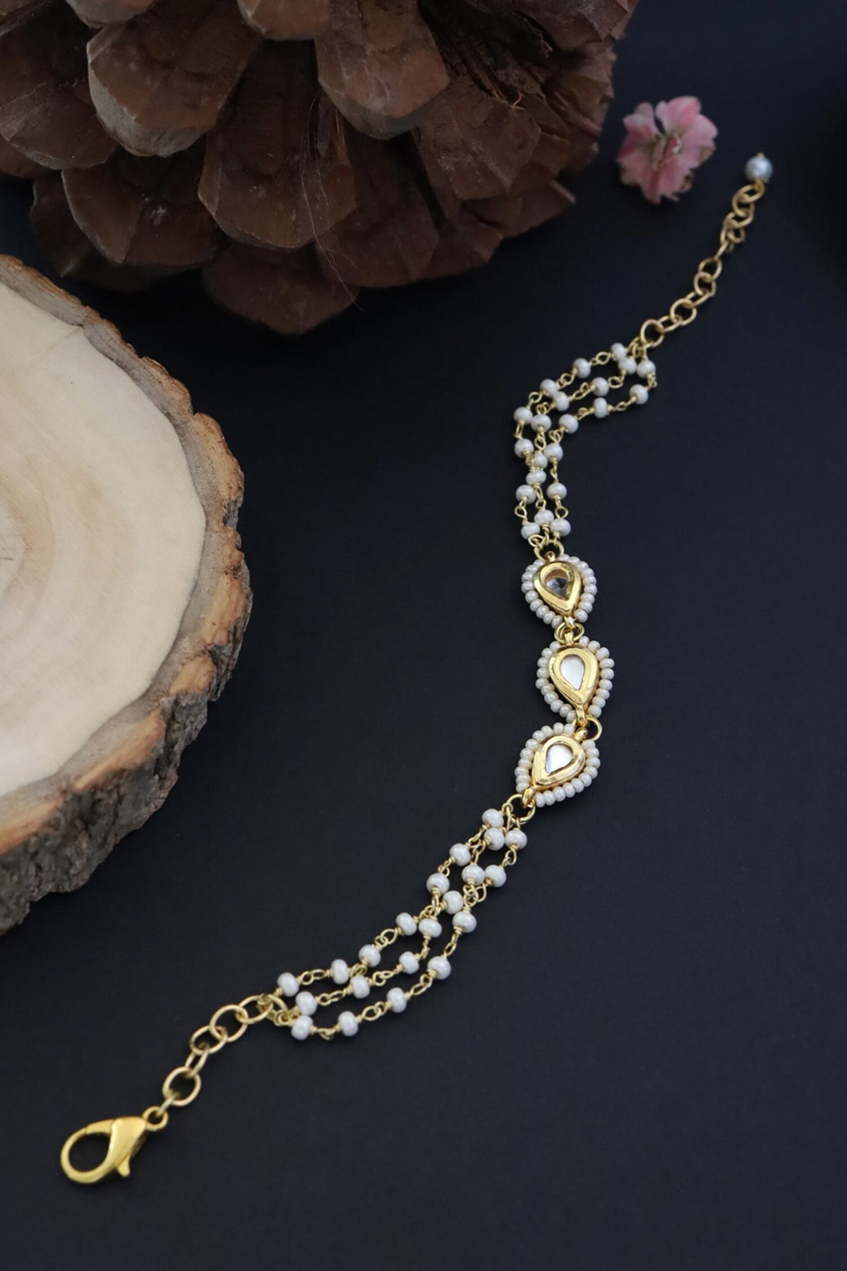 Pearl & Kundan Embellished Bracelet 