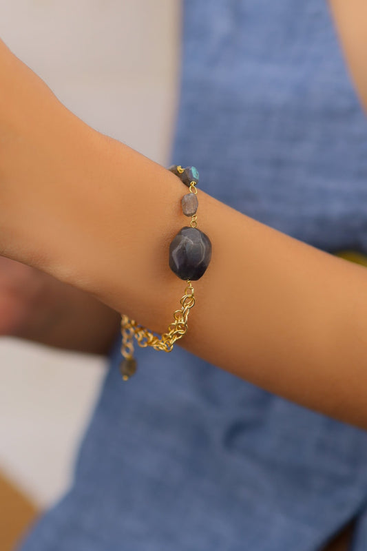 Onyx Stone Embellished Bracelet 