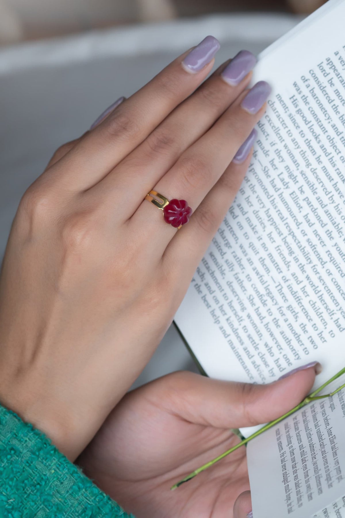 Stone Embellished Floral Ring 