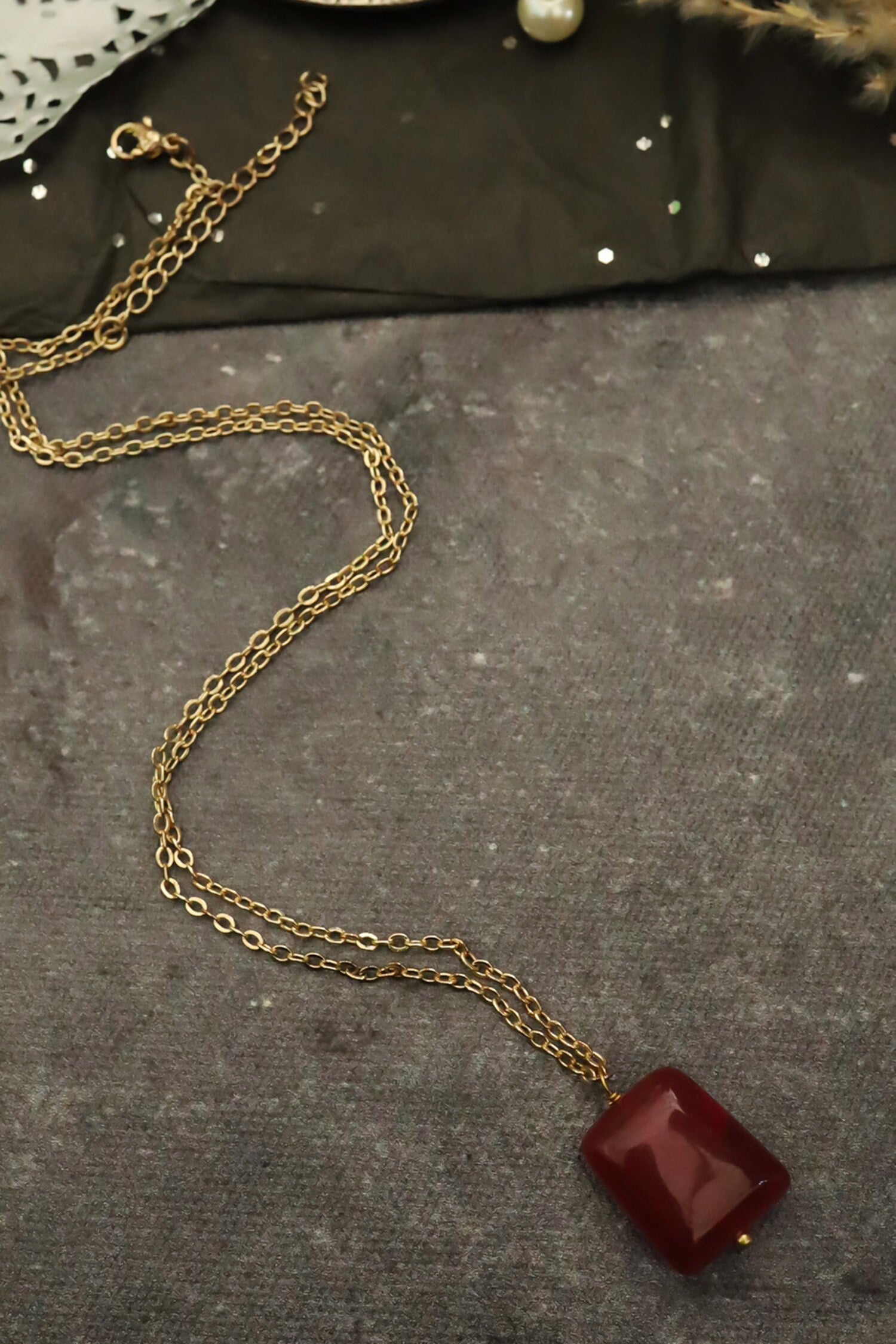 Stone Embellished Pendant Necklace 