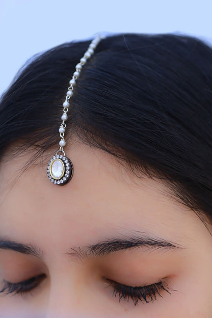 Polki & Cubic Zirconia Embellished Maangtikka 