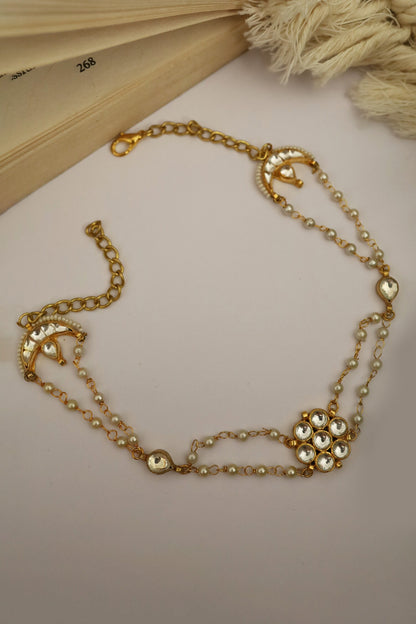 Kundan Studded Pendant Choker 