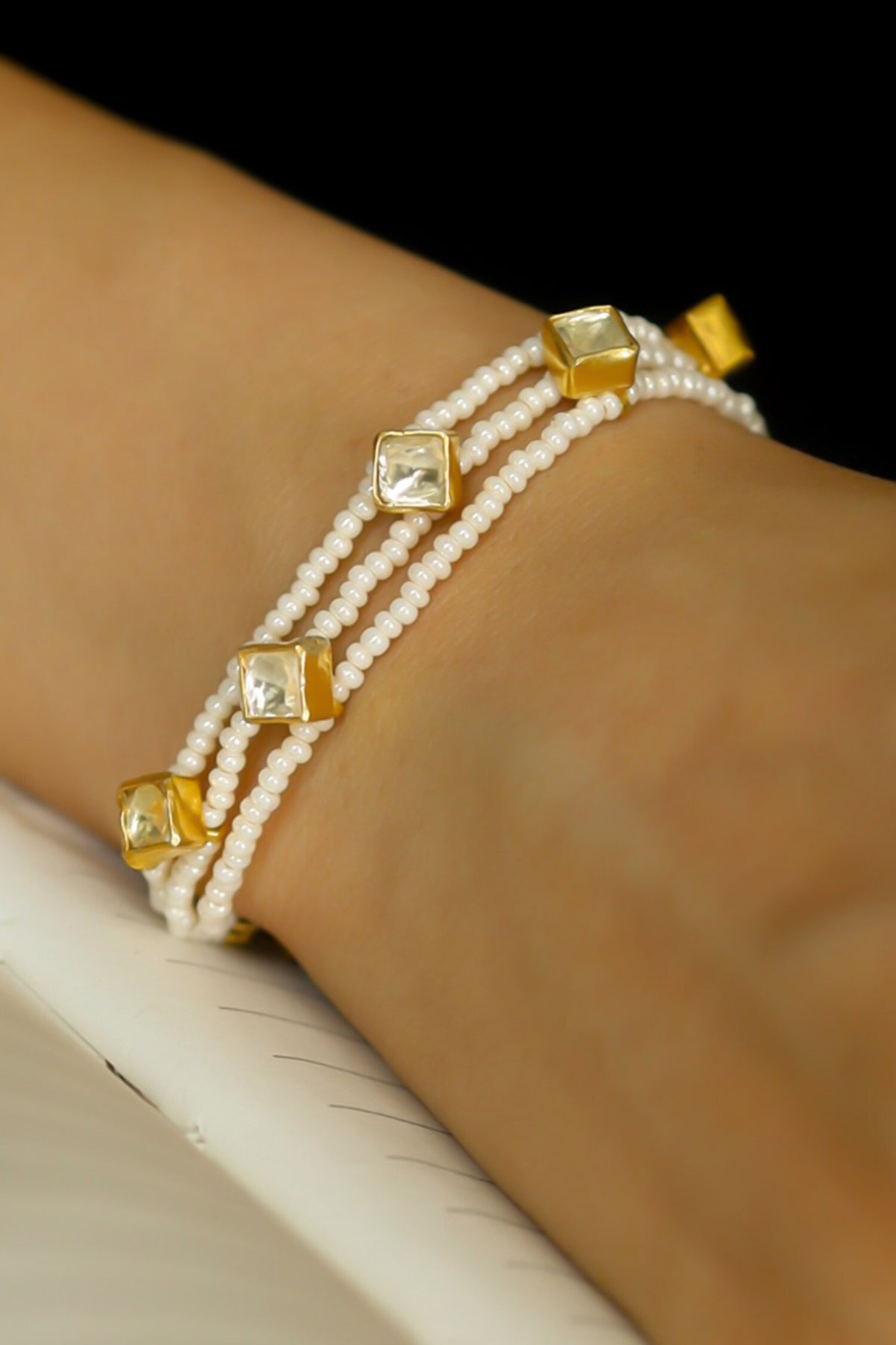Kundan & Pearl Studded Bracelet 