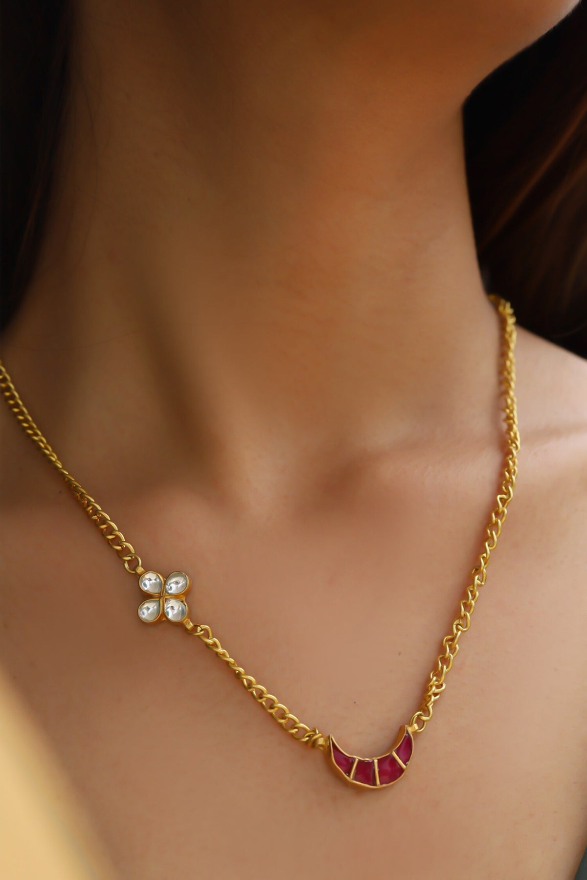 Kundan Studded Necklace 