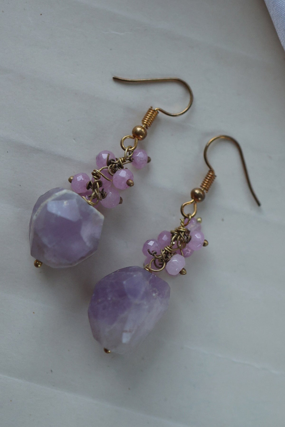 Natural Stone & Clustered Onyx Embellished Earrings 