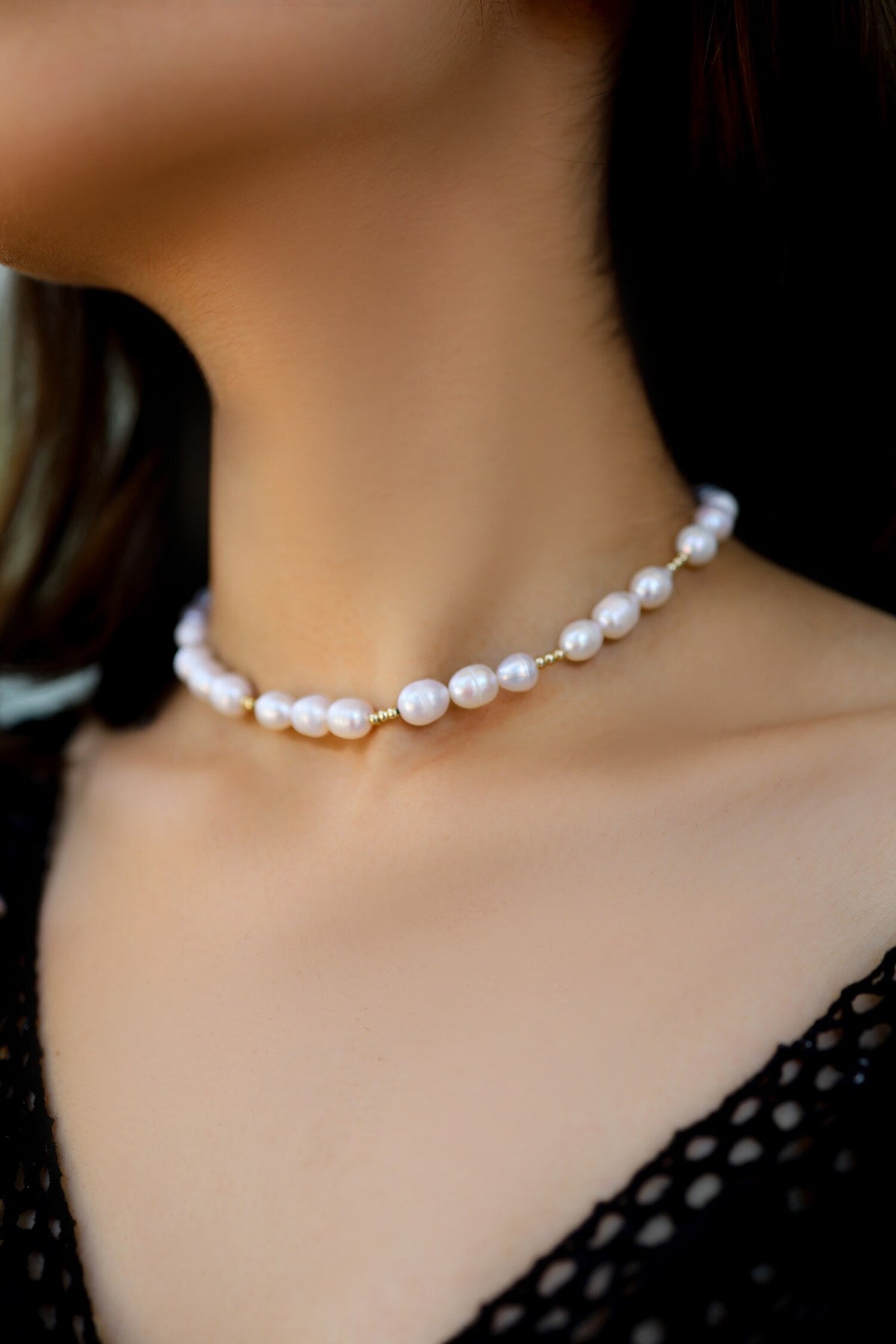 Pearl Embellished Necklace 