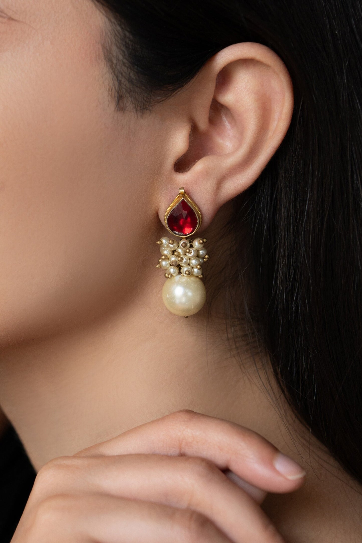 Teardrop Kundan Embellished Earrings 