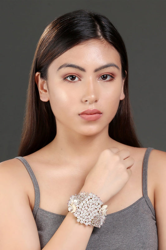 Pearl & Shell Embellished Bracelet 