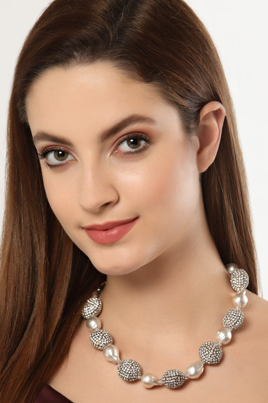 Crystal Embellished Necklace 