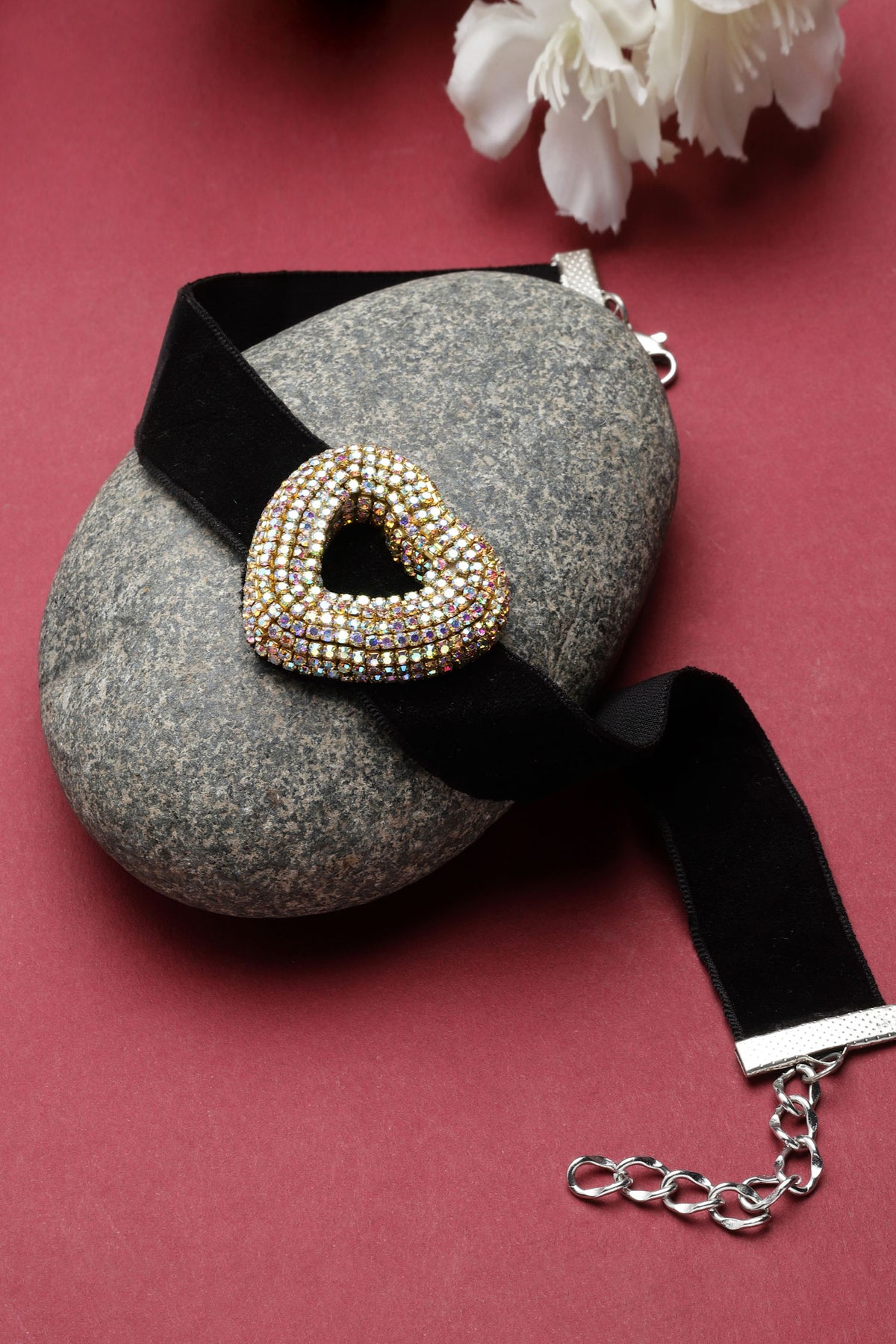 Velvet Heart Shaped Pendant Necklace 