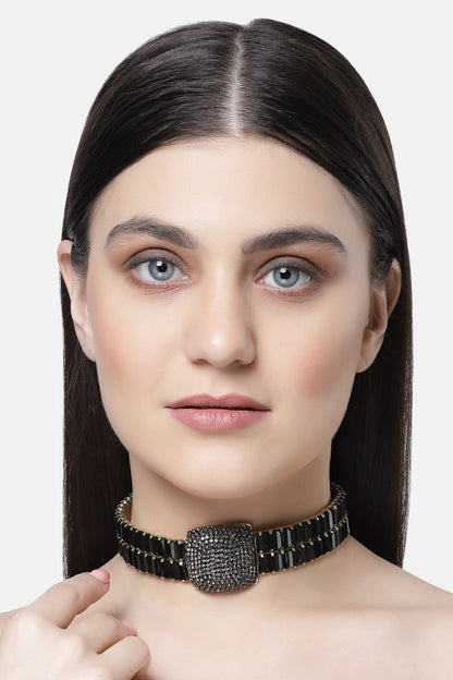 Crystal Studded Pendant Choker 
