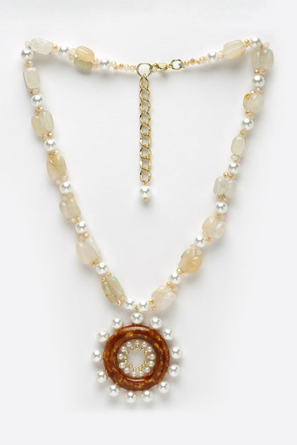 Pearl Embellished Pendant Necklace 