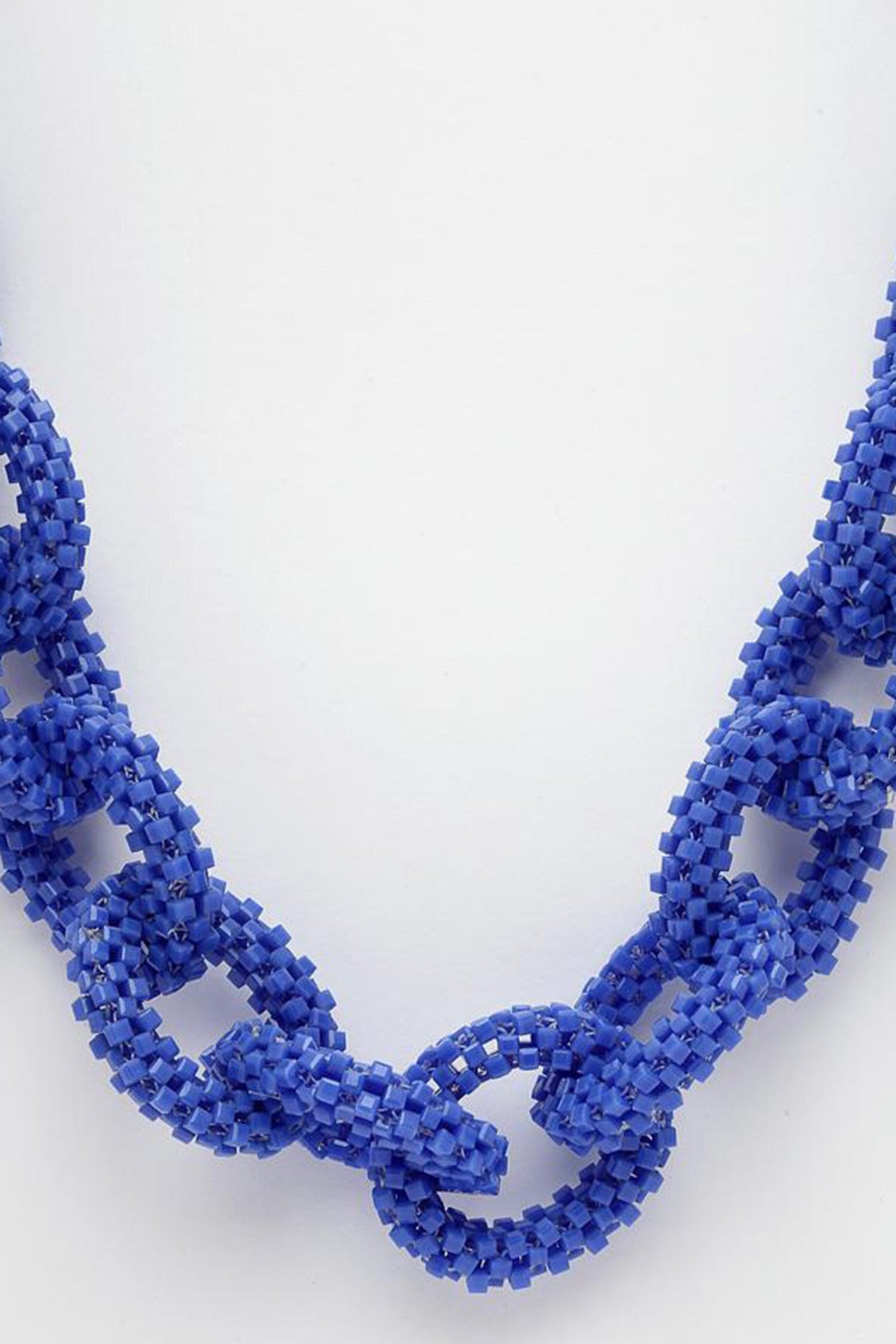 Bead Embellished Link Necklace 
