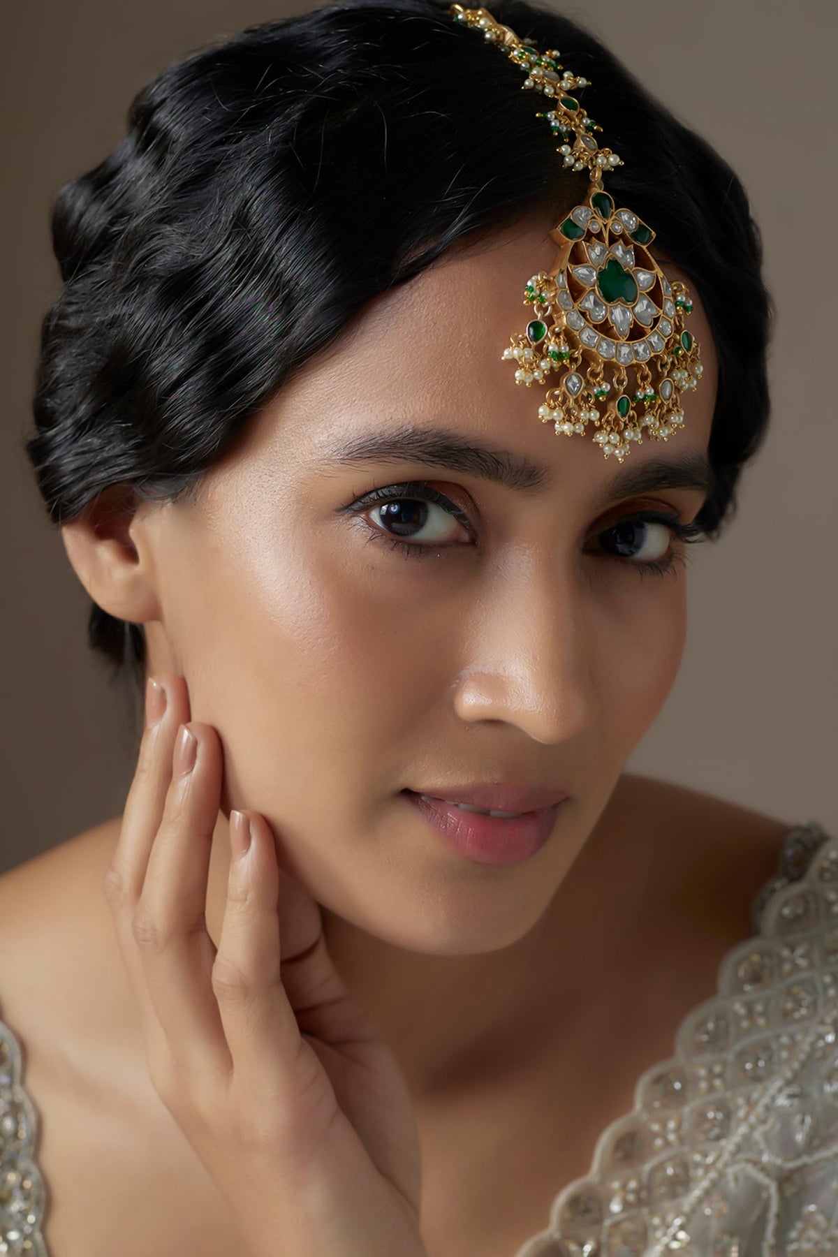 Kundan Stone Embellished Maangtikka 