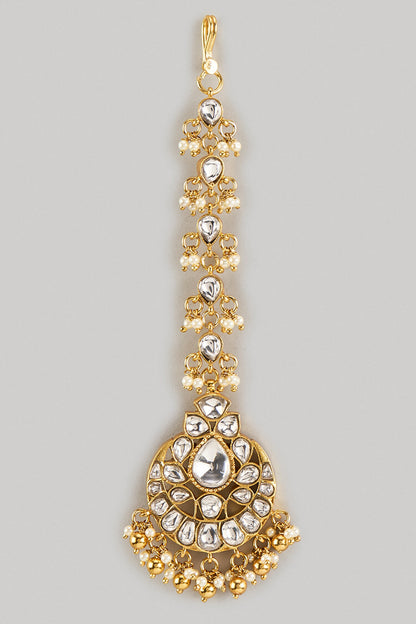 Kundan Pearl Embellished Maangtikka 