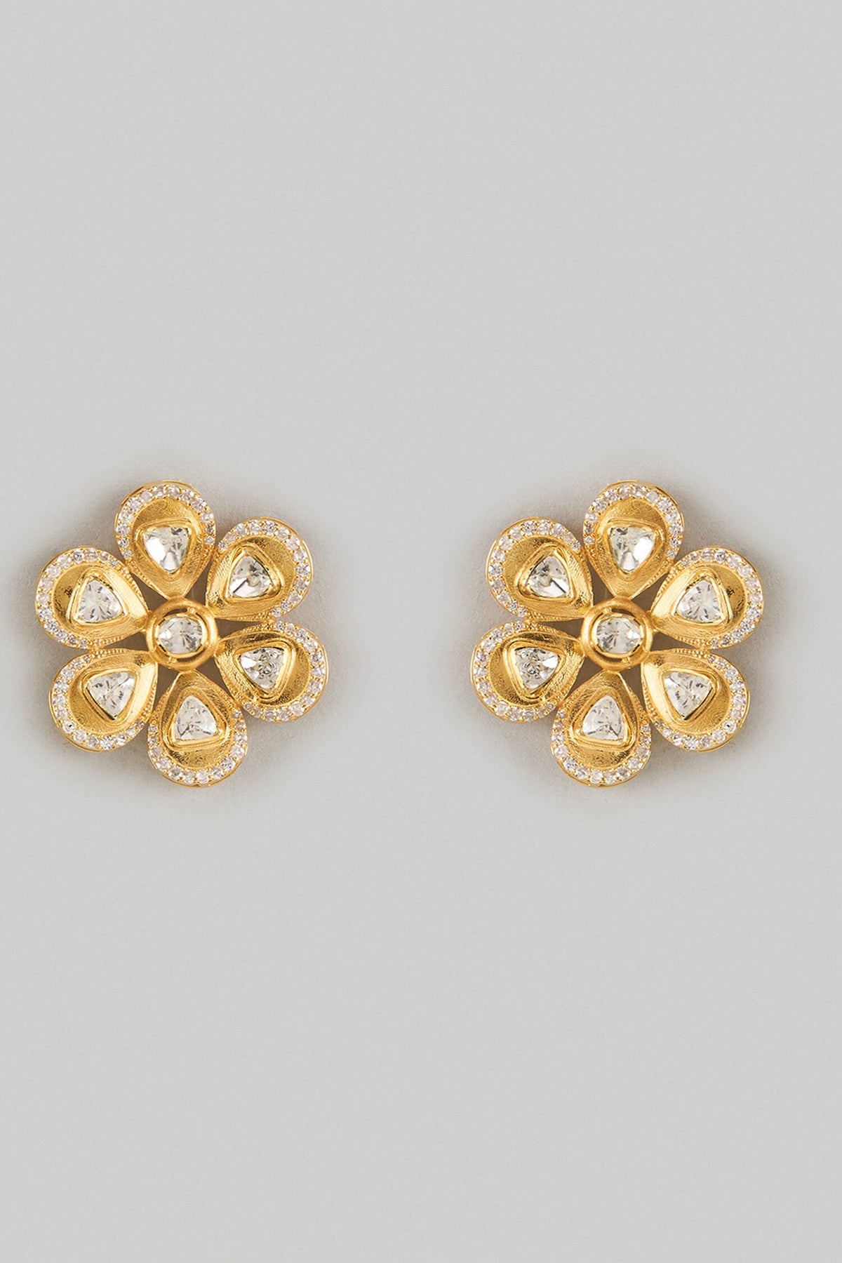 Flower Shaped Stud Earrings 