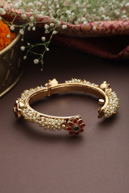 Floral Stone Jadau Bangle 