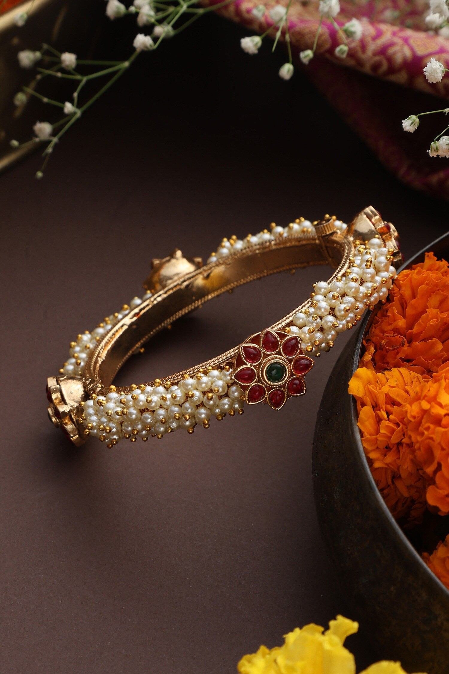 Floral Stone Jadau Bangle 