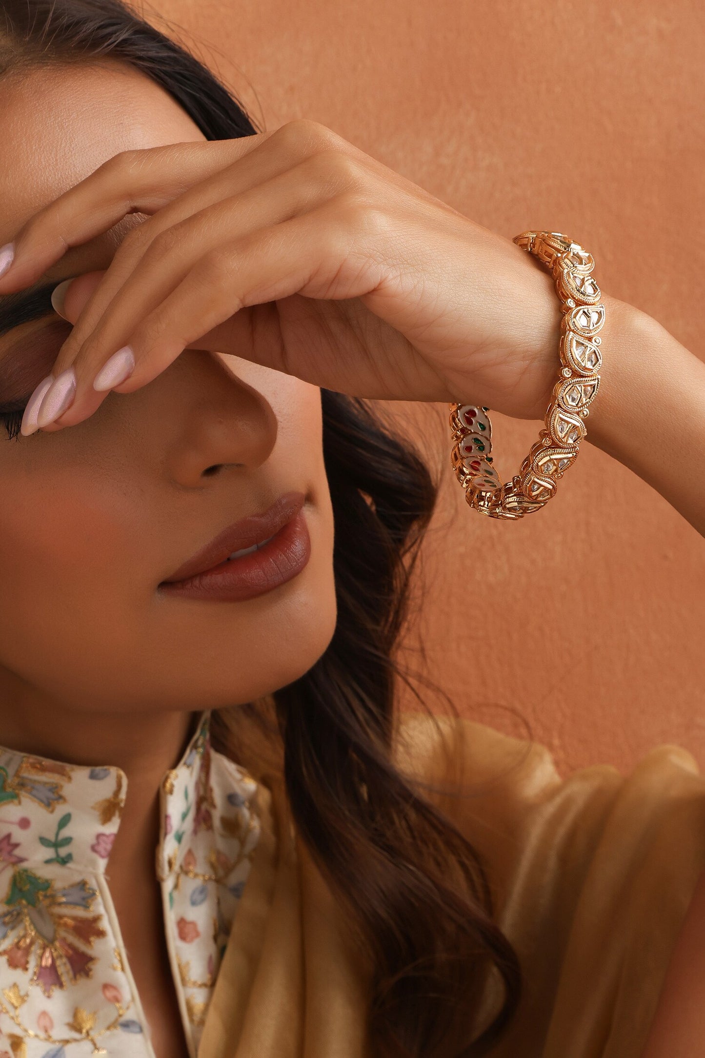 Kundan Embellished Bangle 