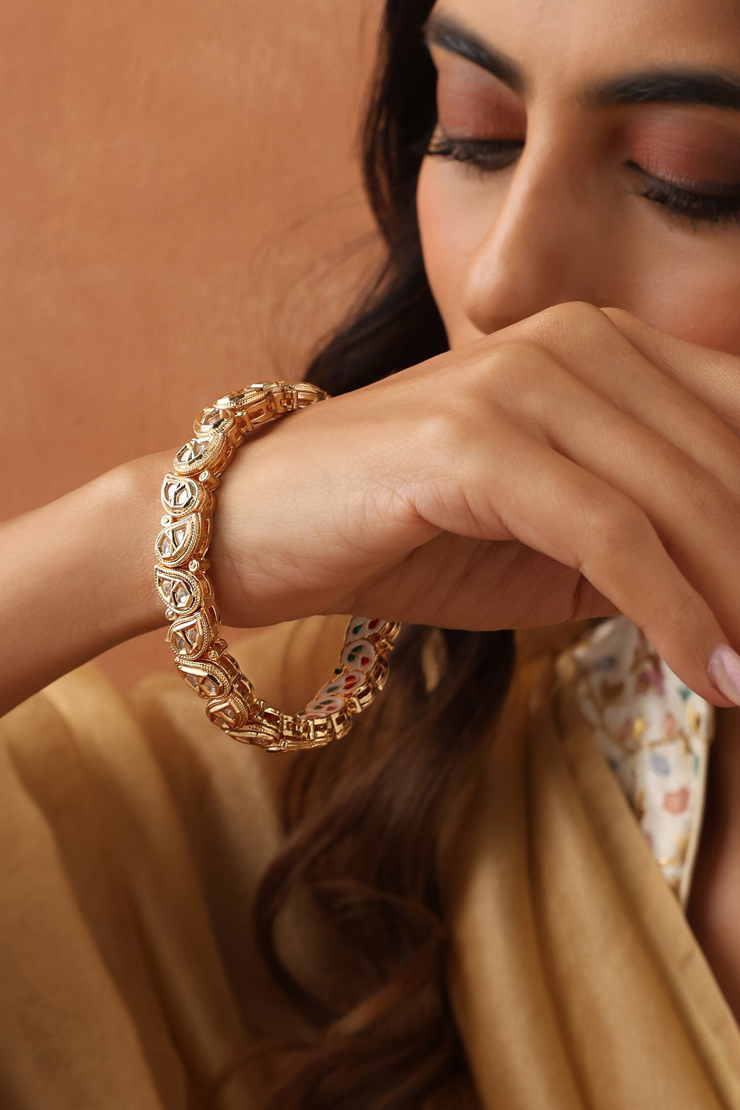 Kundan Embellished Bangle 