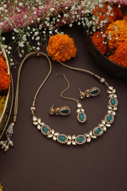 Flower Motif Carved Jewellery Set 