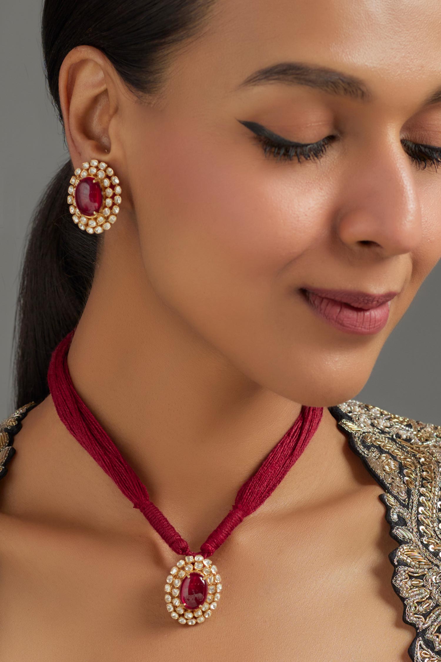 Stone Embellished Pendant Choker Set 