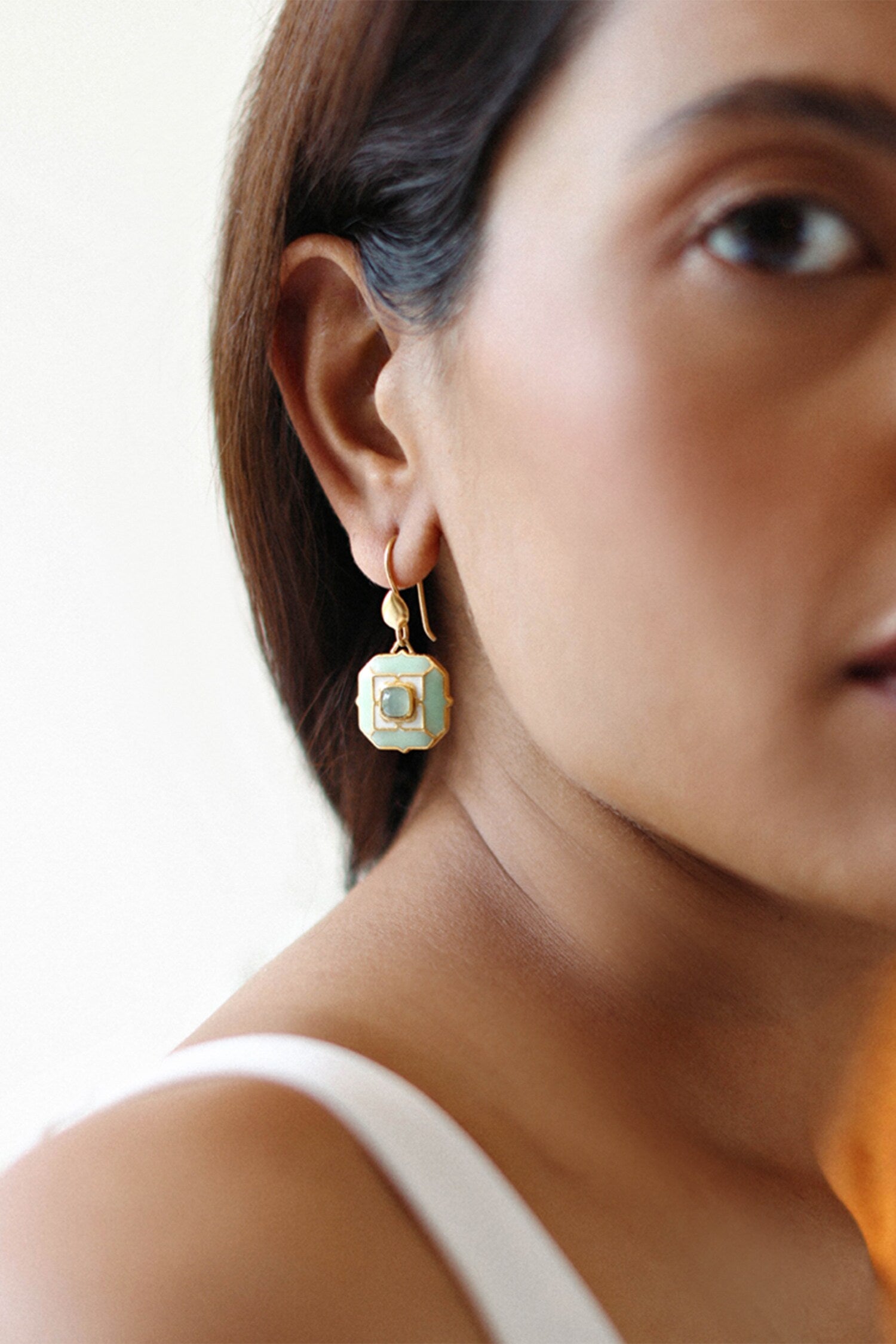 Sea Breeze Green Calcedony Earrings 