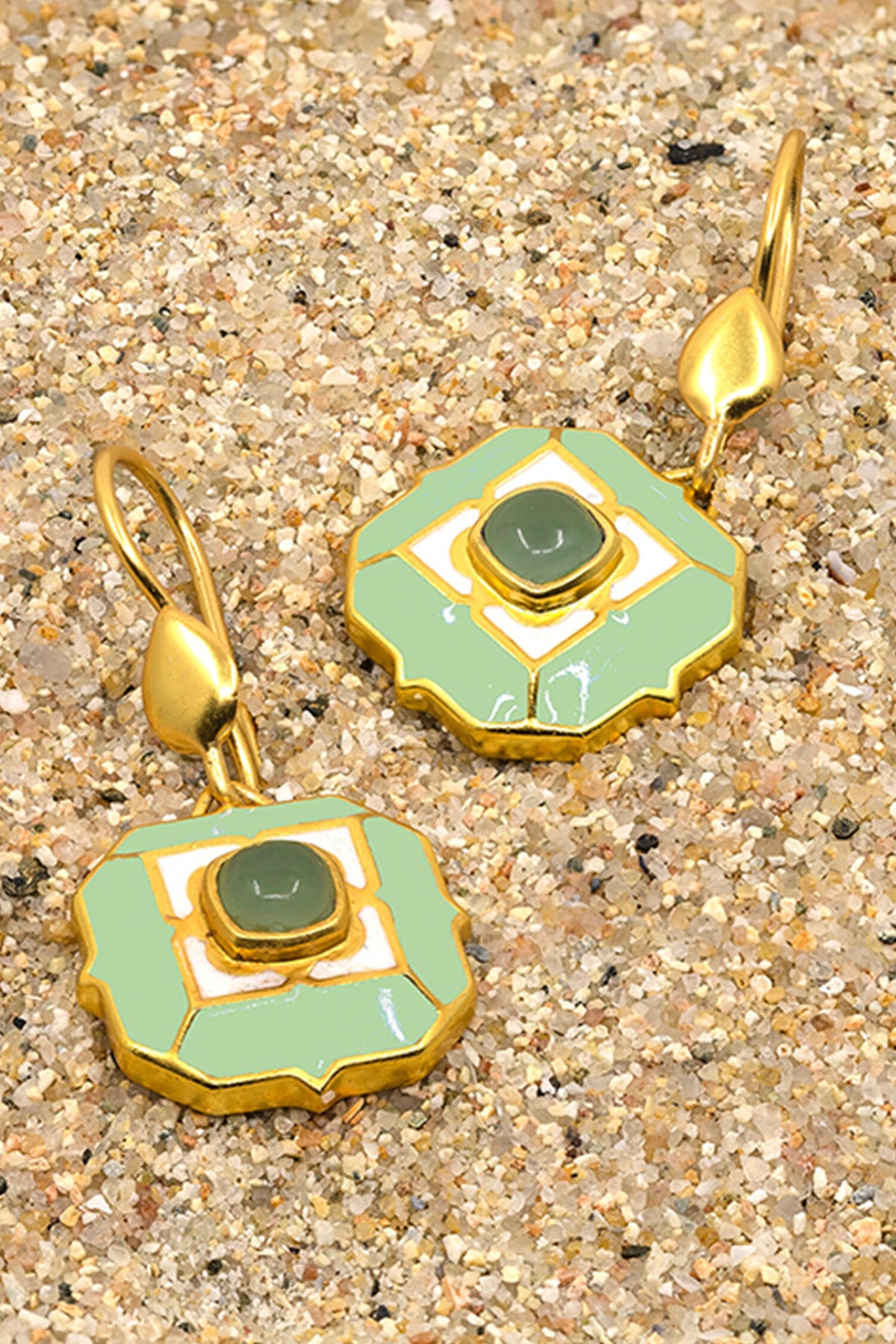 Sea Breeze Green Calcedony Earrings 