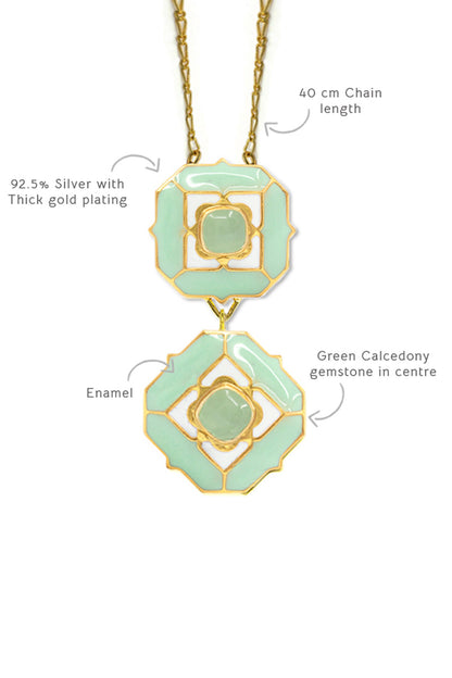 Green Calcedony Pendant Necklace 