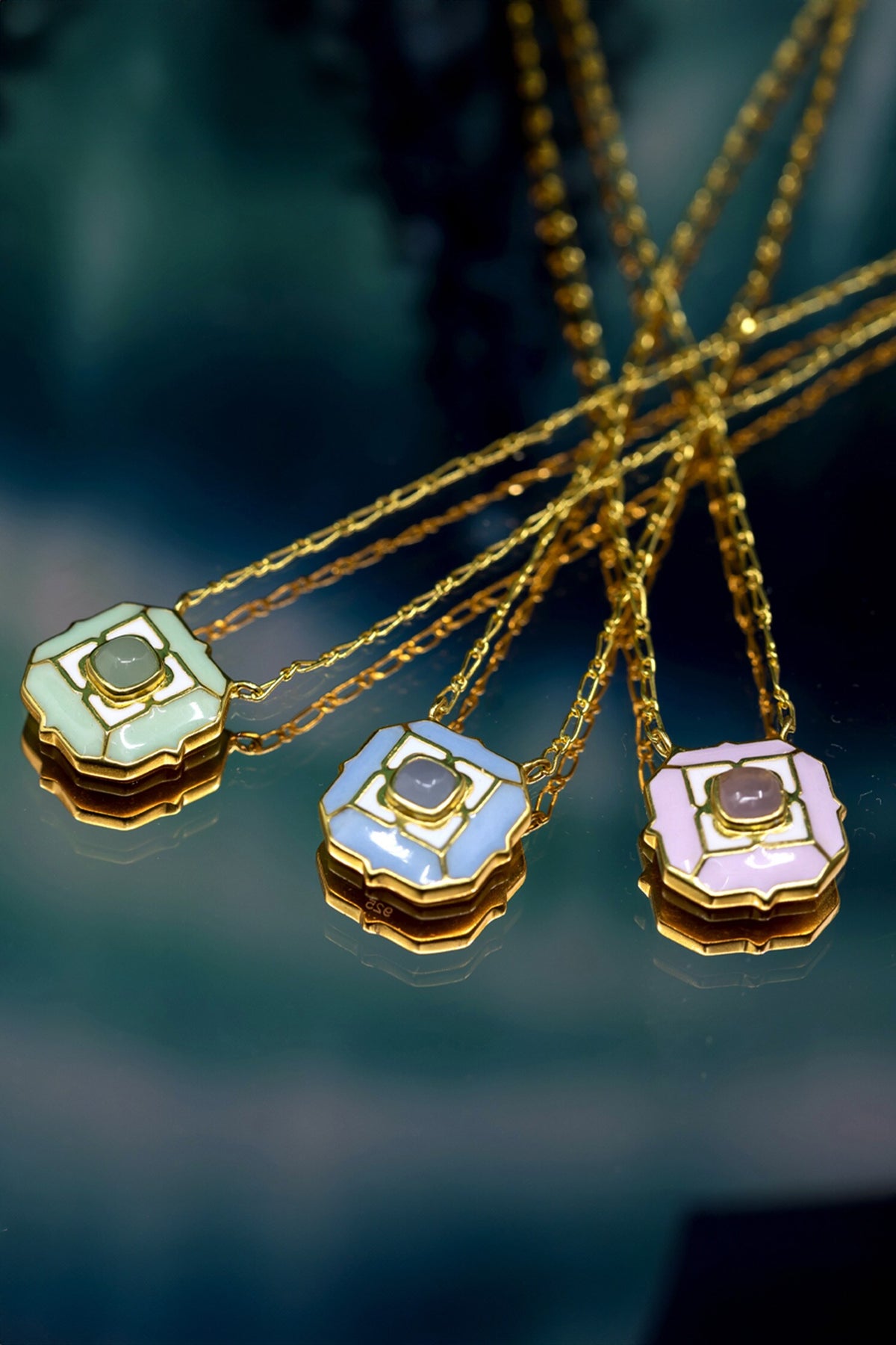 Geometric Green Calcedony Pendant Necklace 