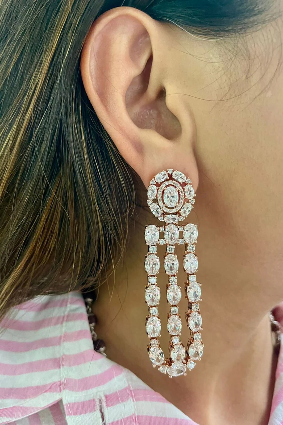 Five Layered Faux Diamond Necklace Set 