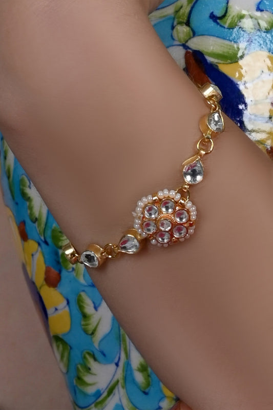 Kundan Pearl Floral Bracelet 