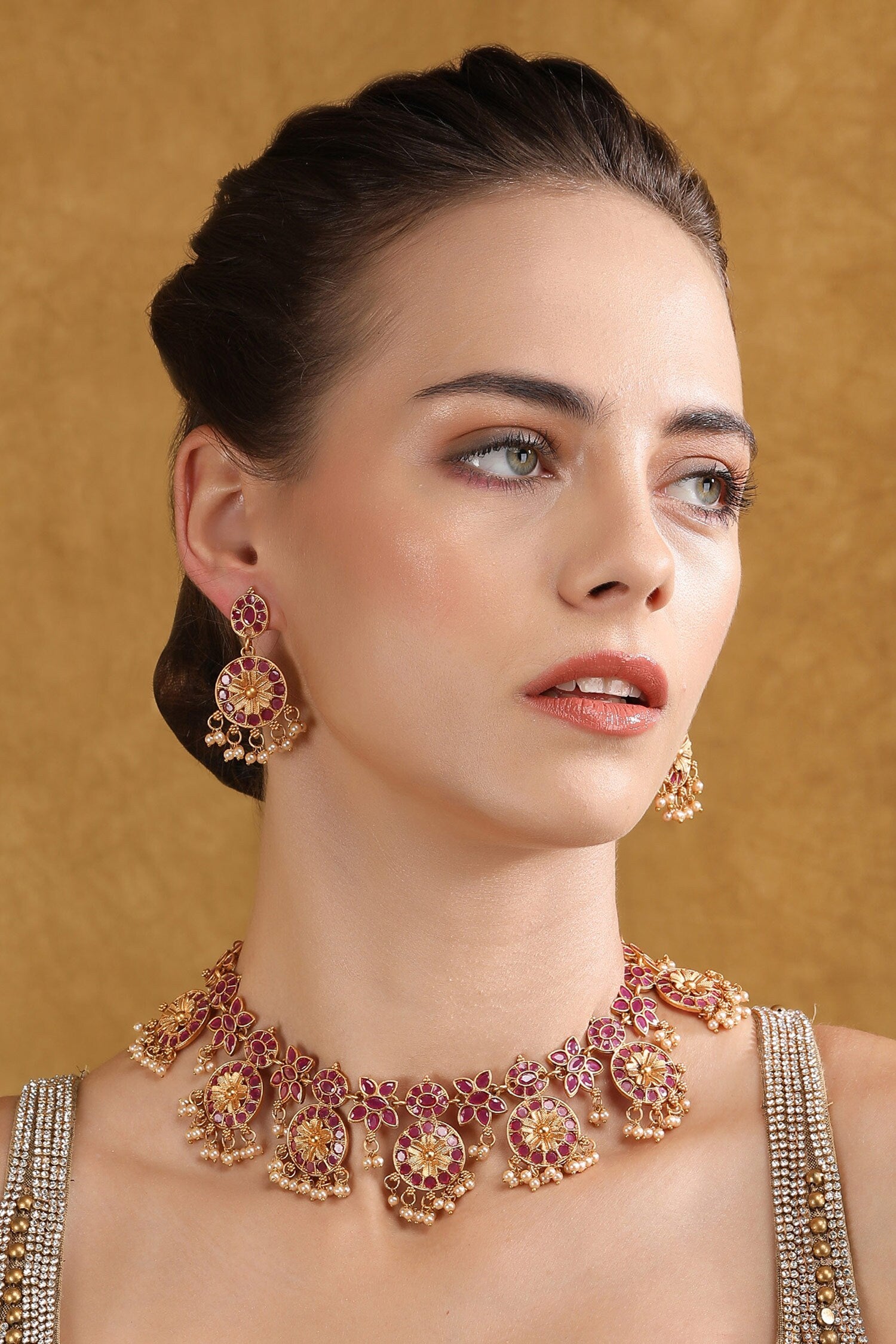 Floral Stone Embellished Choker Set 