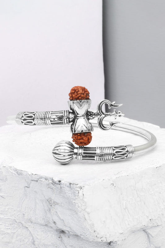 Trishul Carved Rudraksh Bracelet 