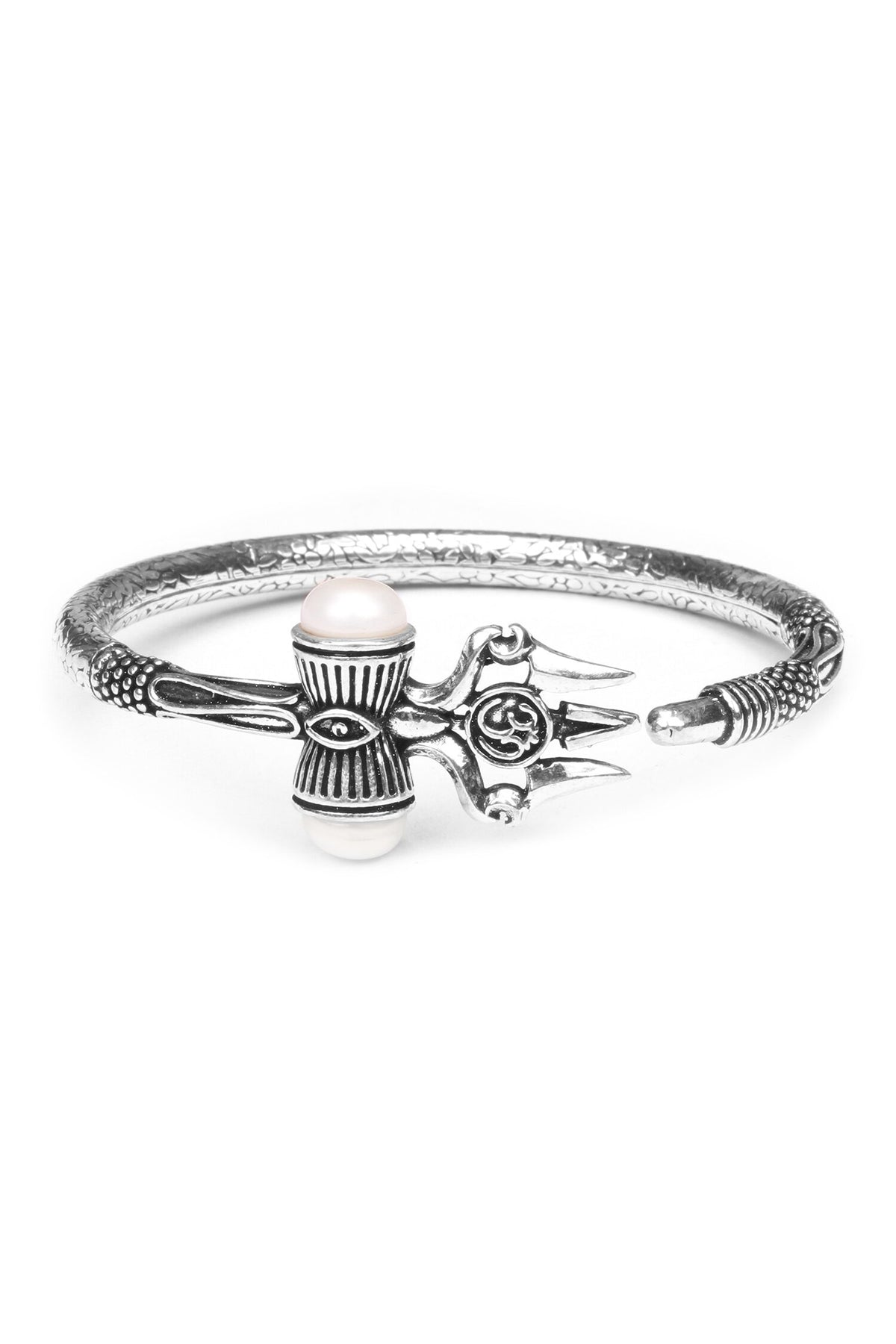 Trishul Carved Pearl Bracelet 