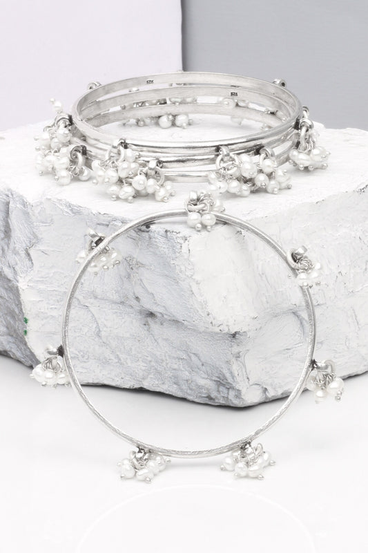 Silver Ghungroo Embellished Bracelet 
