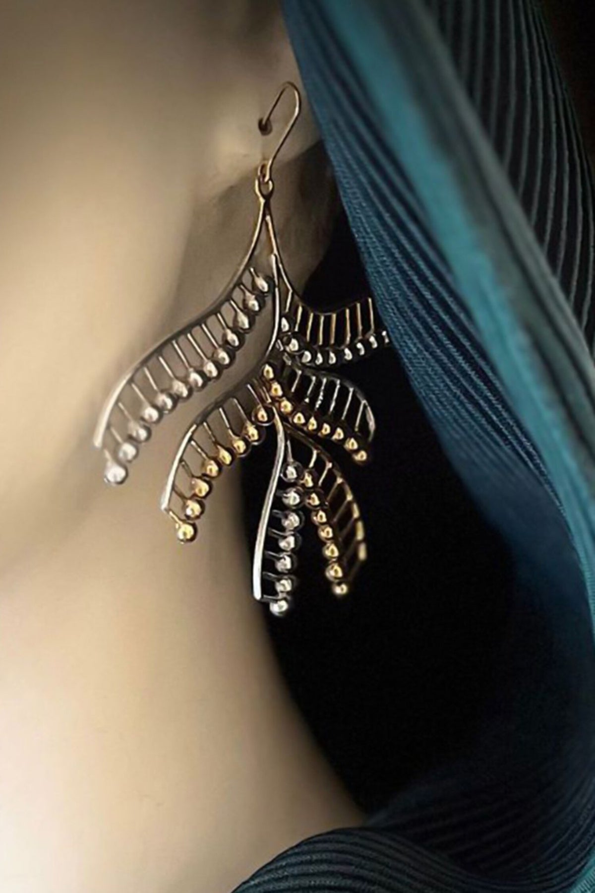 Palm Motif Two-Tone Earrings 