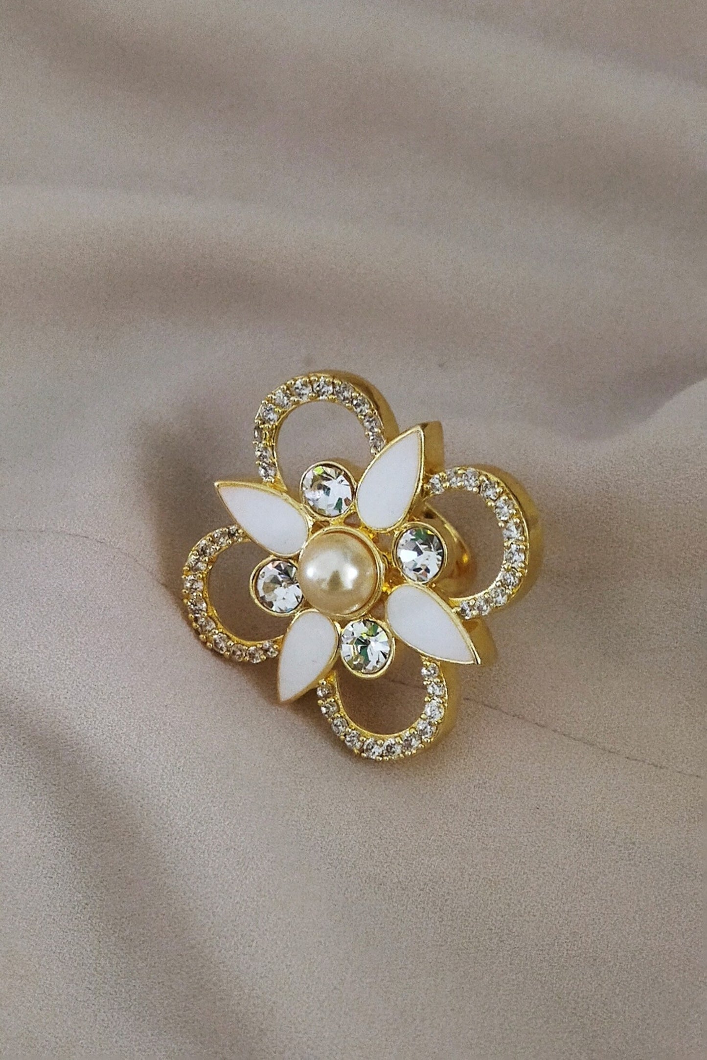 Floral Crystal Ring 